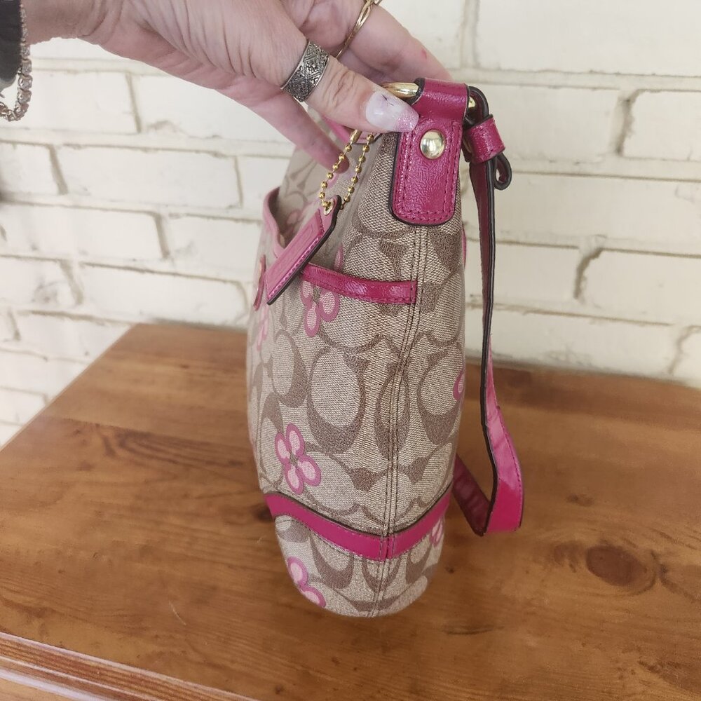 Coach Peyton Signature Khaki & Pink Crossbody Bag Purse Large - Picture 4 of 11